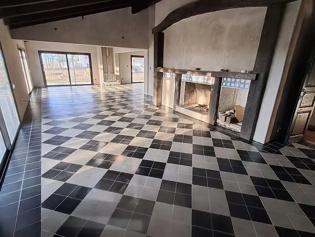 piso baldosas calcáreas estilo damero